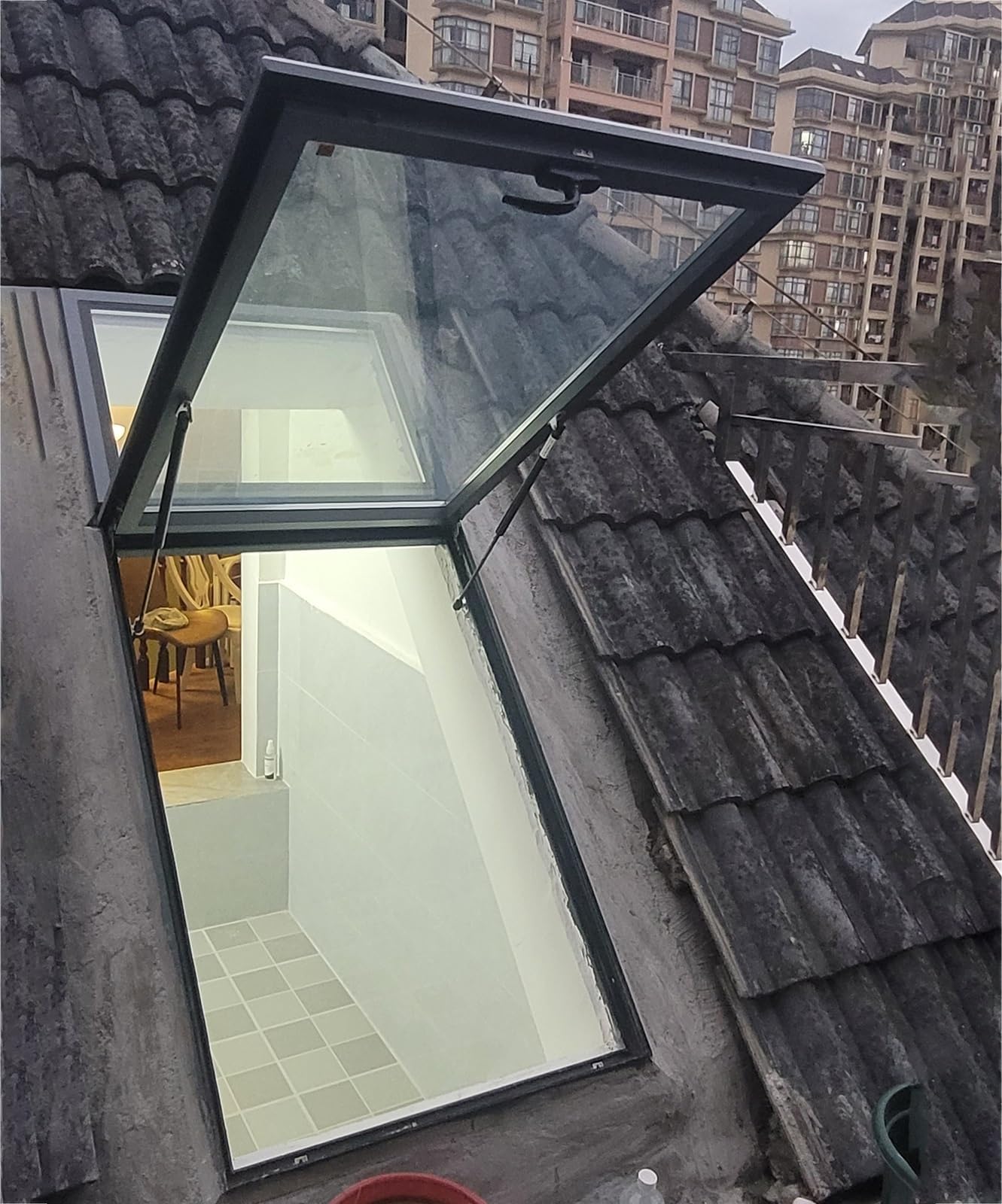 Outdoor Skylight Roof Hatch with Gas Shock Strut, Horizontal Viewing Window for Commercial and Industrial Buildings | Rotation Lock Security Feature