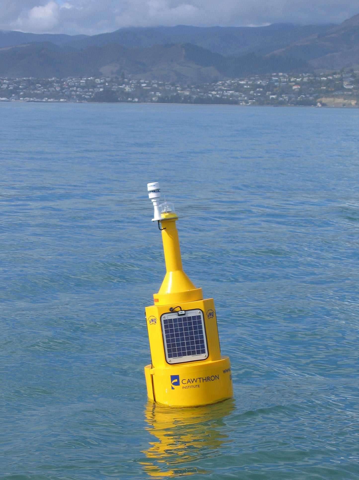Sale ! Solar Maintainer for 2 or More 12Volt Deep Cycle Marine Batteries Connected in Parallel Trolling Motor - No Experience Plug & Play Design. Dimensions 14.1" L x 15.7" W x 1/4" Thick. 10' Cable.
